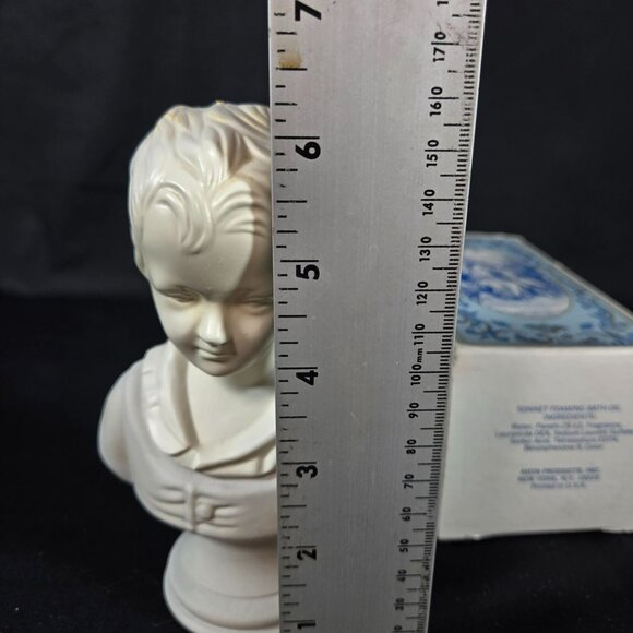 Vtg 70s Avon Bottle 18th Century Classic Figurine Young Boy Bust -Display Only - Picture 14 of 15